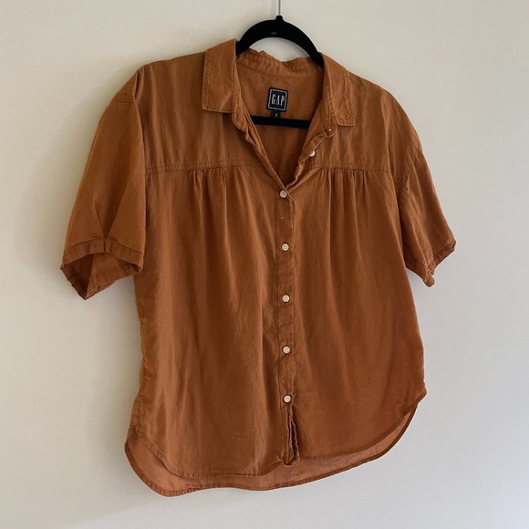 Gap Short-Sleeve Blouse - Picture 2 of 6